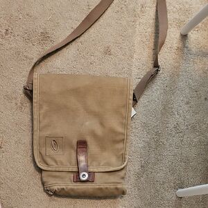 Timbuk2 tylish Tan Messenger Bag